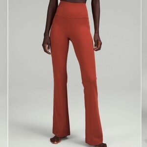 Lululemon Groove Super-High-Rise Flared Pant Nulu in Cayenne